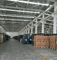 金山楓涇新建單層12米高2000平米可直接開進車間廠房倉庫出租