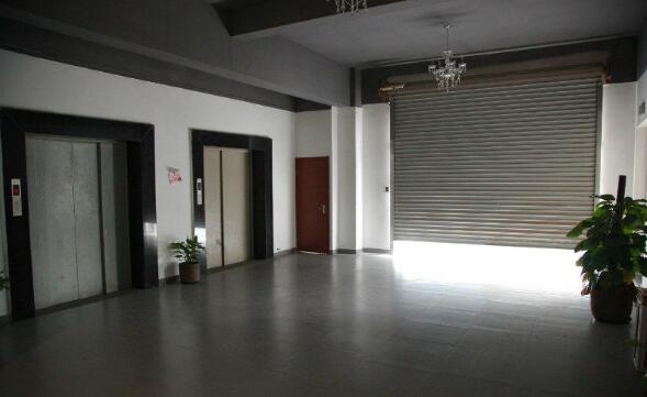 XA閔行莘莊工業(yè)區(qū)廠房倉(cāng)庫(kù)辦公樓出租 90、 200、550平物業(yè)直租 展示、特賣(mài)、汽車(chē)、教育等行業(yè)