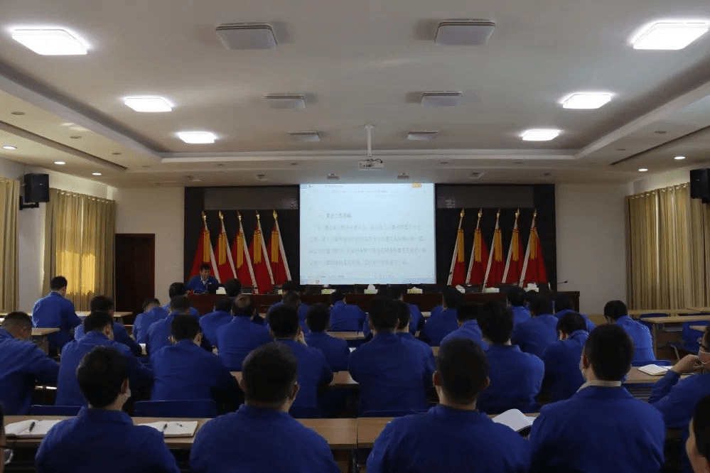 豫西集團中南鉆石公司開展工程建設項目管理人員專題培訓
