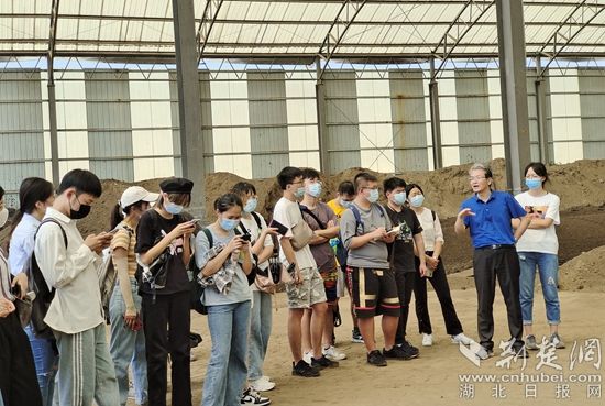 武穴一創(chuàng)新型企業(yè)牽手省內(nèi)知名高校創(chuàng)辦“華中農(nóng)業(yè)大學(xué)教學(xué)實(shí)習(xí)基地”